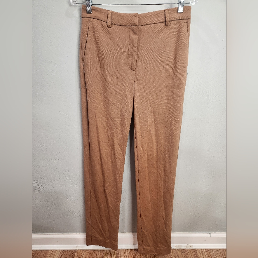 Elie Tahari~ Elie. Tan Straight Leg Pant, Sz 4